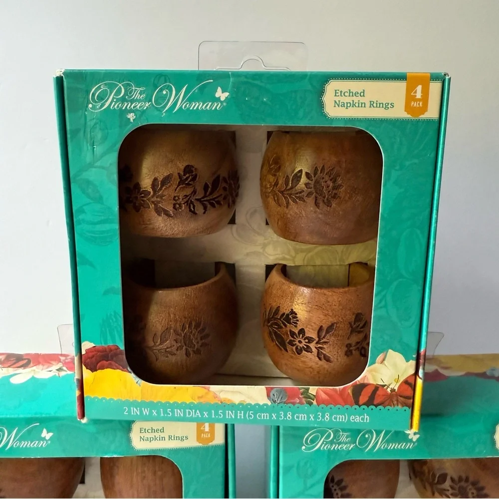 The Pioneer Woman charming candle